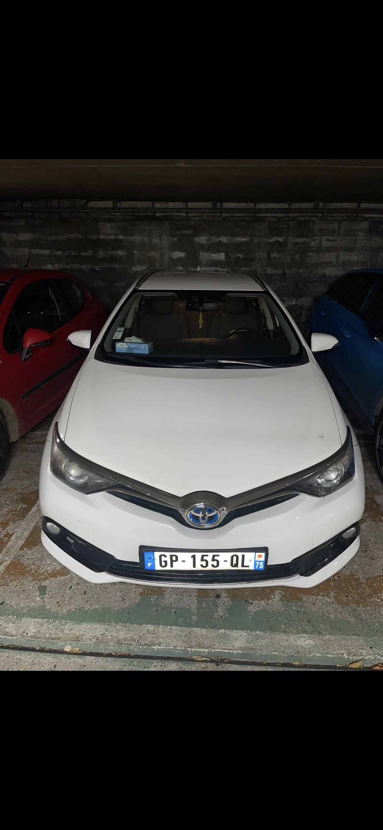Toyota Auris Touring Sports