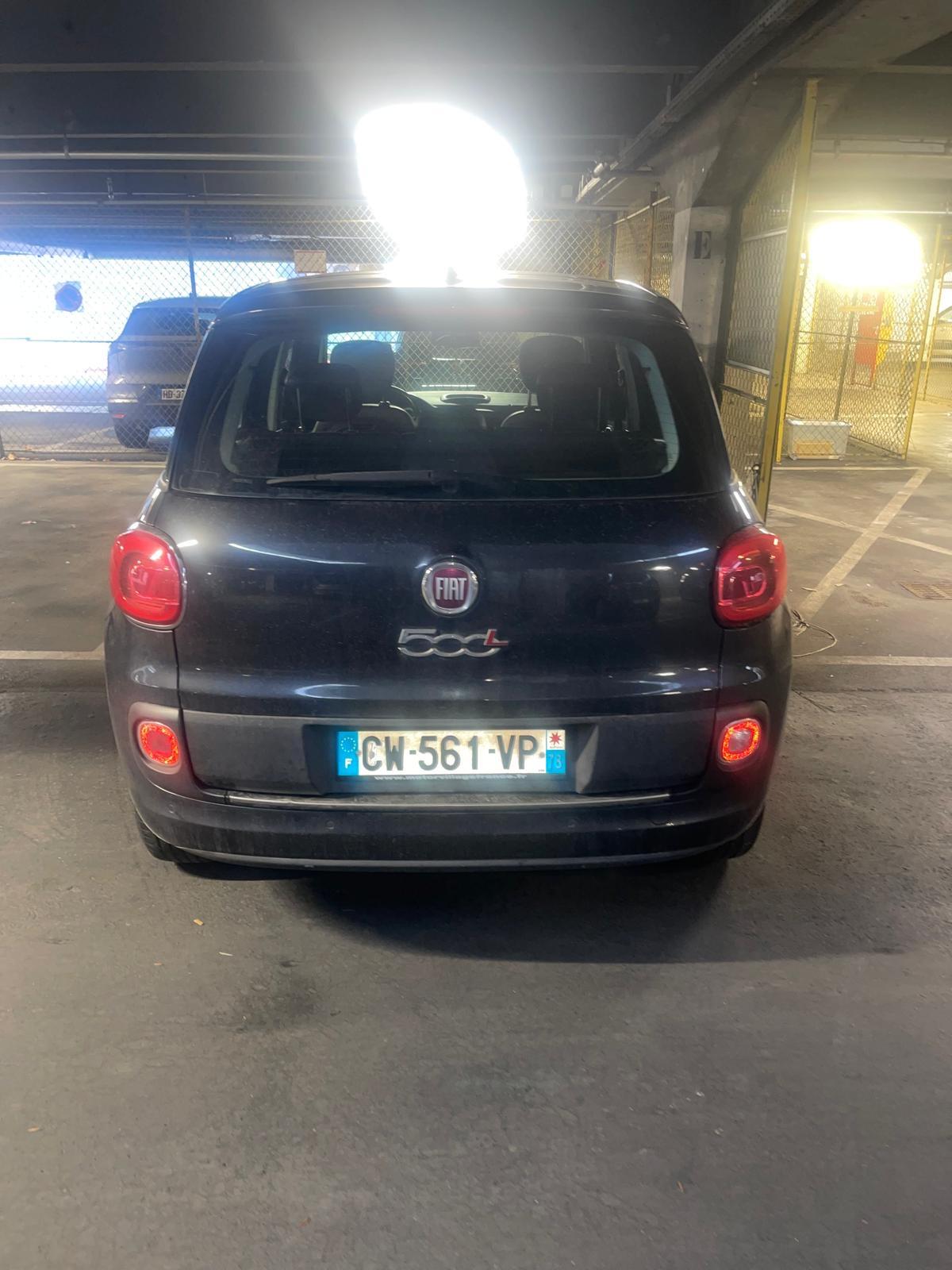 Fiat 500L miniature 3