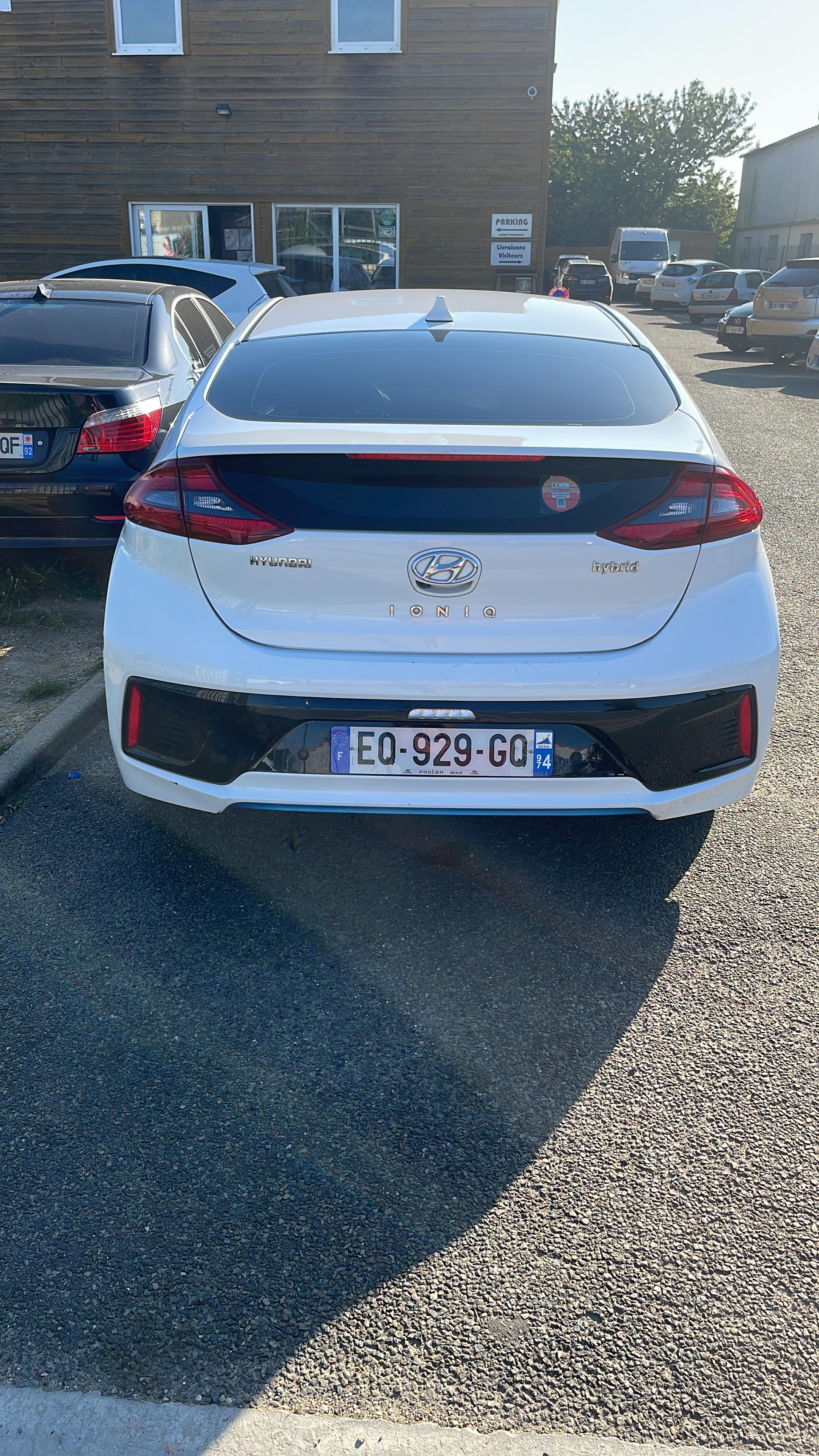 Hyundai Ioniq Hybrid miniature 3